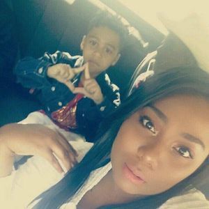 Meet your Posher, Yolanda